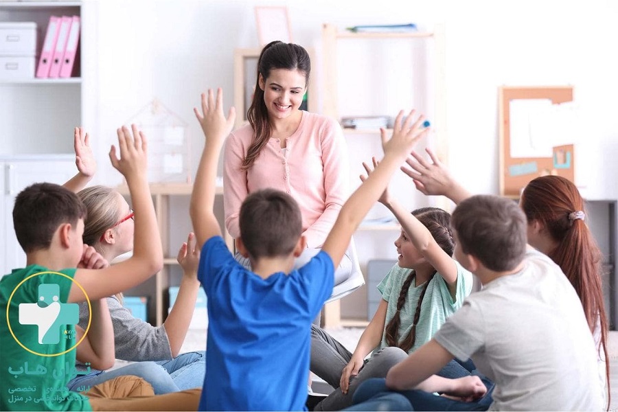آموزش دیدن کودکان با استفاده از گفتاردرمانی